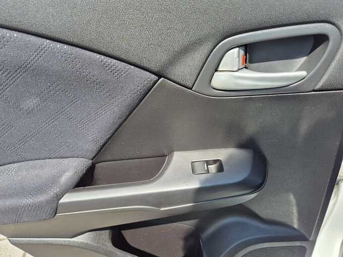 Honda CIVIC 1,8i-VTEC Sport 6MT